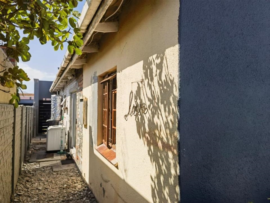 3 Bedroom Property for Sale in Lotus River Western Cape